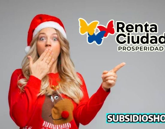 mujer navideña asombrada apuntando al logo de renta ciudadana, abajo a la derecha el logo de subsidioshoy.com